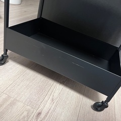 IKEA ワゴン　キャスターの画像