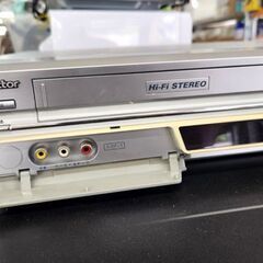 ビクター DVDプレーヤー＆VHSビデオデッキ 一体型 2005年製 HR-DV4 本体のみ Victor 札幌市 平岸店の画像