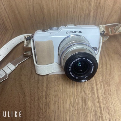 OLYMPUS E−P2 E-P2 WHITE