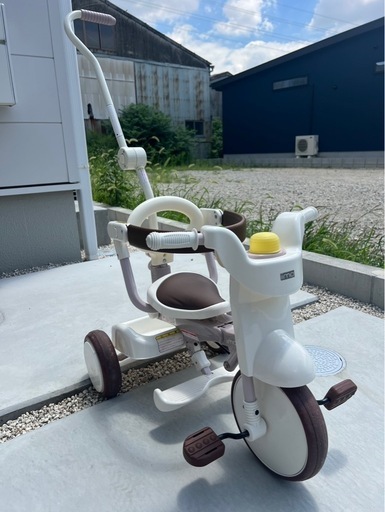 新春特別お値下げ　木製三輪車(一部鉄あり)のスペシャルオブジェ　古物骨董古道具 Yahoo!オークション -「古い三輪車」の落札相場・落札価格