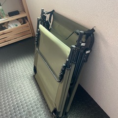 Coleman CONVERTA コット カーキの画像