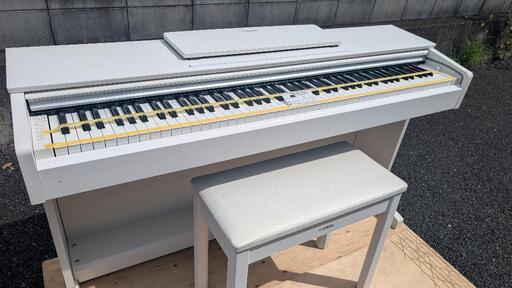 送料込み YAMAHA 電子ピアノ YDP-143 17年購入激可愛い♥激美品 送料込み YAMAHA 電子ピアノ YDP-143 17年購入激可愛い♥激美品