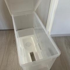米びつ ニトリ 12キロの画像