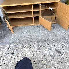 テレビボードの画像