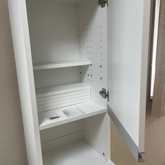 美品・ゴミ箱付きキッチン収納棚の画像