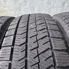 バリ山　　BRIDGESTONE VRX2 175/65R15 スタッドレス　タイヤ　2019年製　15インチの画像