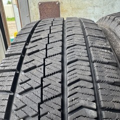 バリ山　　BRIDGESTONE VRX2 175/65R15 スタッドレス　タイヤ　2019年製　15インチの画像