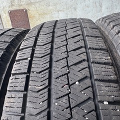 バリ山　　BRIDGESTONE VRX2 175/65R15 スタッドレス　タイヤ　2019年製　15インチの画像
