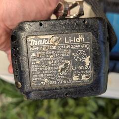最終値下げ makita マキタ インパクトレンチ TW284D バッテリー充電器セット の画像