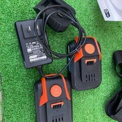 699 KOSHIN 工進 ガーデンセット 充電式 チェンソー・ヘッジトリマ2種類  中古品の画像