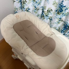 コンビ　ベビーラック　ハイローチェア　手動　替えのカバー付きの画像
