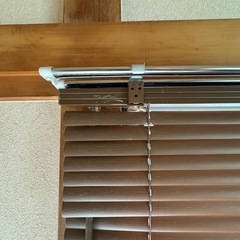 ニトリ　木目調ブラインド　176×183の画像