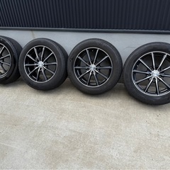 少し値下げしました。スタッドレスタイヤホイル付き215/60R/17      写真追加　 ほぼ新品 の画像