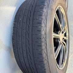 少し値下げしました。スタッドレスタイヤホイル付き215/60R/17      写真追加　 ほぼ新品 の画像