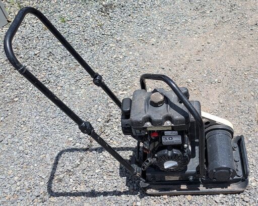 明和 4サイクルガソリンエンジン プレートランマー KP-50