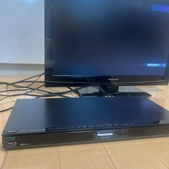 Panasonic液晶テレビとブルーレイディスクレコーダーの画像