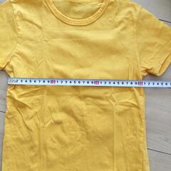 黄色無地Tシャツ 120センチ〜130センチ程度の画像