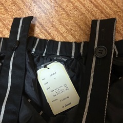 【新品未使用】【w closet 】ブラックストライプ サロペット Fの画像