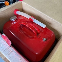 携行缶　２つセットの画像