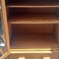 リサイクルショップどりーむ天保山店　No3564　棚　食器棚　ラタン　オシャレなデザインですよ(・´з`・)　おすすめ品🎵の画像