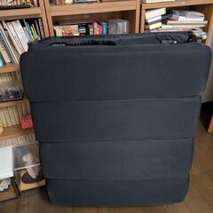折りたたみベッドの画像