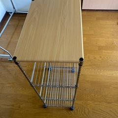 ４段スチールラックの画像