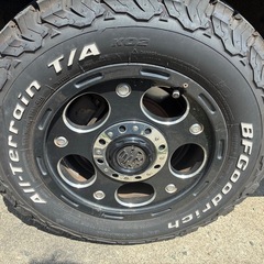 デリカd5   タイヤ　ホイール　セットの画像