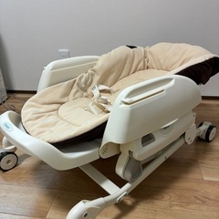 バウンサー combi 手動スイング の画像