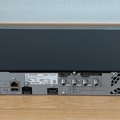【SHARP】ブルーレイレコーダー BD-W560 リモコン・説明書・ケーブル一式付き！の画像