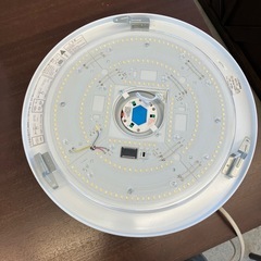 K2507-268　アグレッド LEDシーリングライト だ円形 AC311YC② 2016年製 動作確認済み リモコンなし キズ汚れ有りの画像