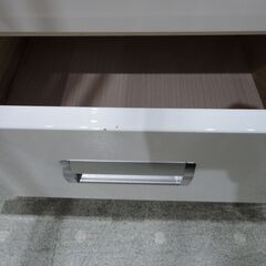 ニトリ フリーボード エッグ 白 高さ180×幅80×奥行40㎝（約） 中古【モノ市場東海店】141の画像