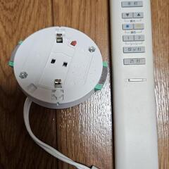 シーリングライト 四角 和室などに 大きめ とても綺麗ですの画像