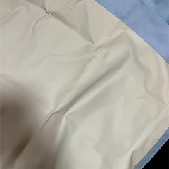 カーテンの画像