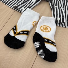 ベビー服　袴、足袋風靴下セットの画像