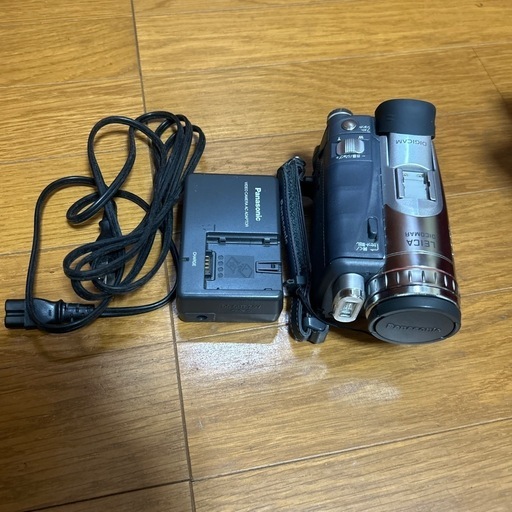 Panasonic NV-GS200K ビデオカメラ 本体、付属品 (panda) 折尾の