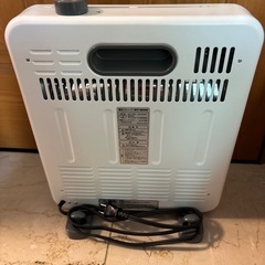アイリスオーヤマ電気ストーブの画像