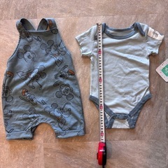 【 新品未使用 】Disneybaby ロンパースの画像