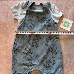 【 新品未使用 】Disneybaby ロンパースの画像