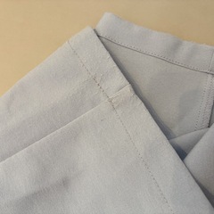 サロペットの画像