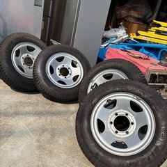 ダンロップ スタッドレス185/75/R15 ホイール4個セットの画像