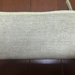 L'OCCITANE ポーチ グリーン　緑　ロクシタンの画像