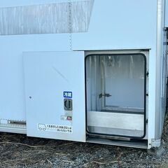 防災備蓄コンテナNO.6、外寸長さ455cm、保冷、鍵／横ドア付き、間仕切り、内寸高さ208.5cm　●倉庫.農漁業.バイクガレージ　●福岡（ウ）の画像