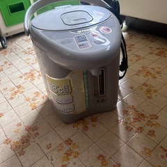 湯沸かしポットの画像