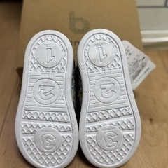 branshes IFMEコラボ キッズスニーカーの画像