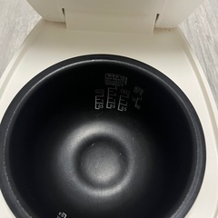 アイリスオーヤマ 炊飯器(3合炊き)の画像