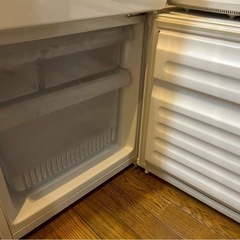 冷蔵庫（110L
）の画像