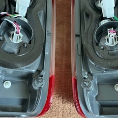 6型ハイエーステールランプ純正の画像