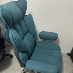 ゲーミングチェアの画像