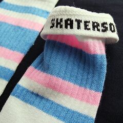 (6008) SkaterSocks (スケーターソックス) ロングソックス 靴下 男女兼用 ソックス チューブソックス Knee high White tube socks with Baby Blue-Baby Pink stripes style 4 (22インチ)の画像