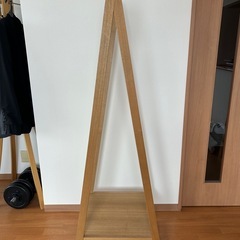 無印良品　タモ材コートハンガーの画像